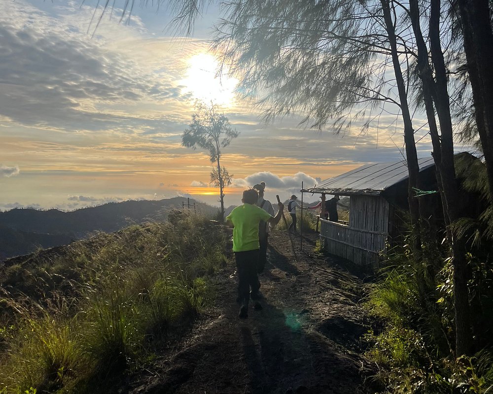 Mount Batur Sunrise Trekking with Best Local Guide - Gambar 2